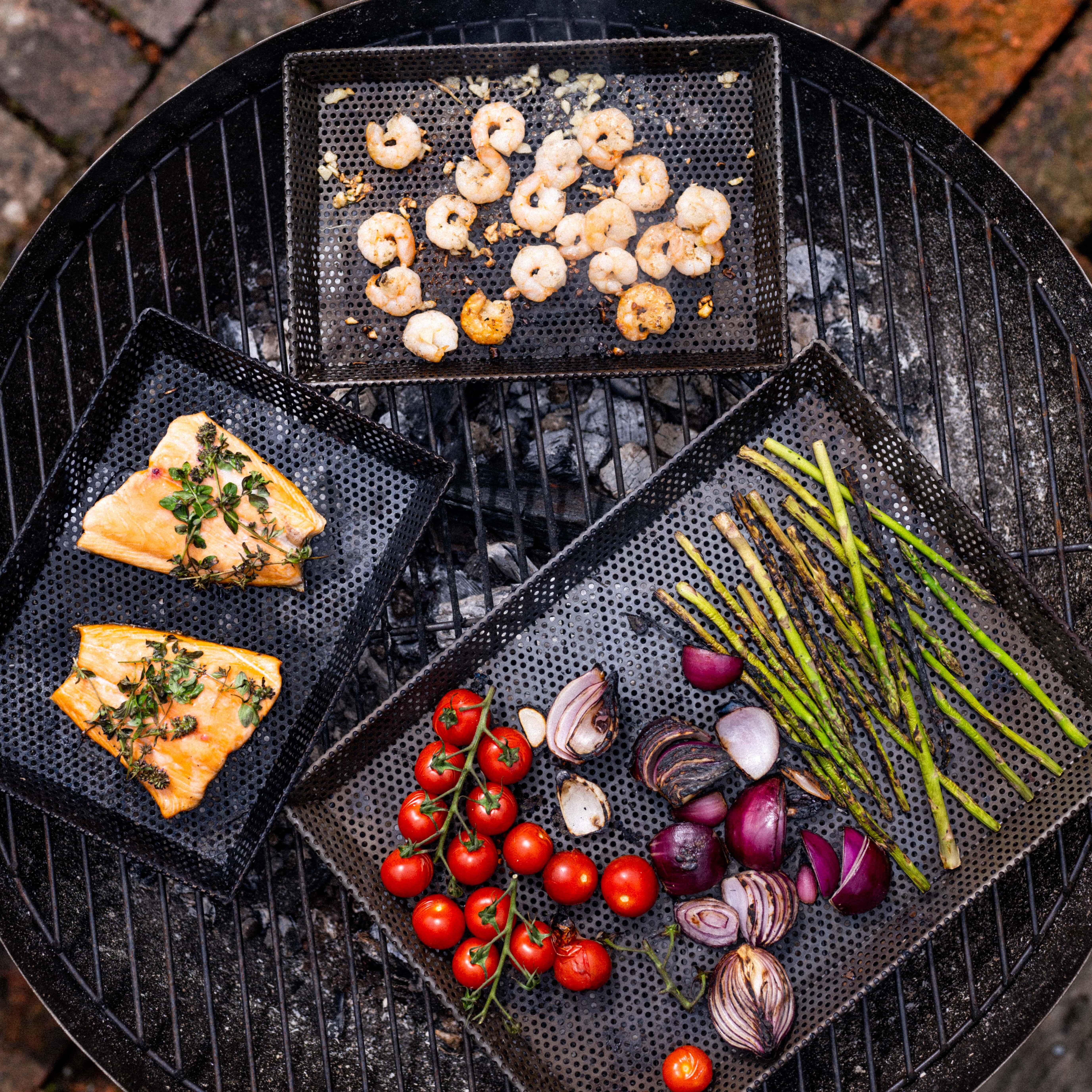 gift_guide_set_of_3_grill_trays_3