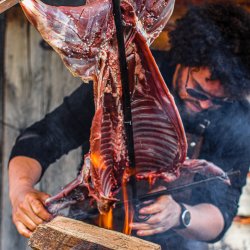 gift_guide_asado_cross_1