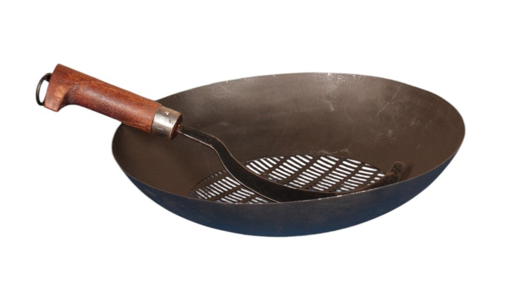 kadai popcorn maker in white background