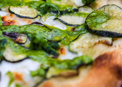 Wild garlic pinsa